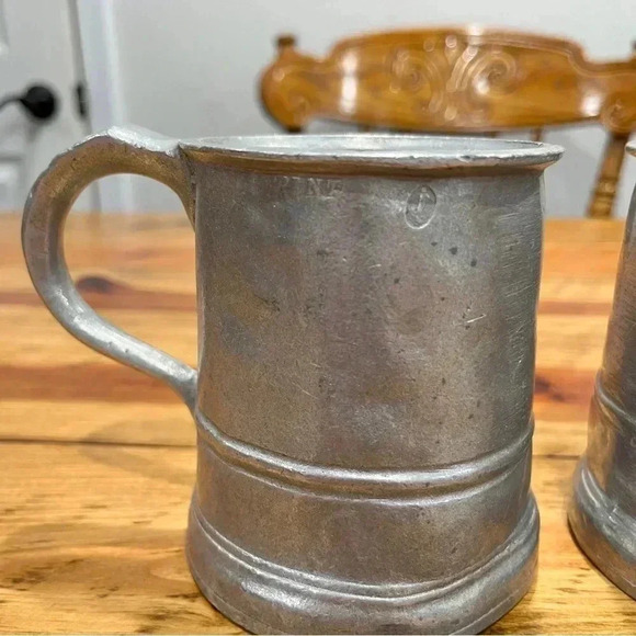 Wilton- RWP VINTAGE pewter mugs Steins with interesting markings - Picture 6 of 13